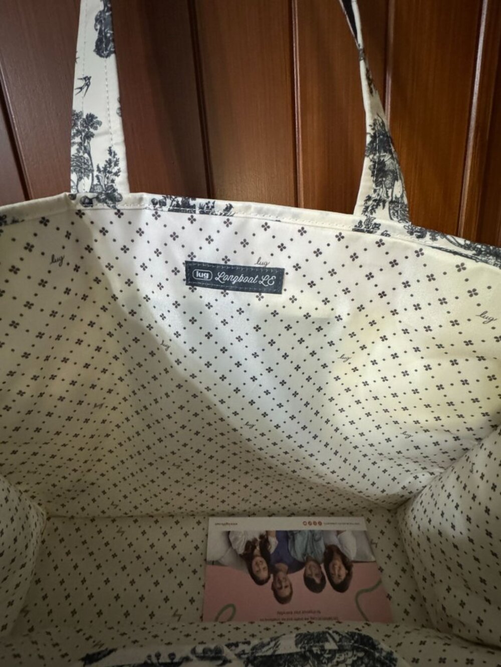 LUG Longboat LE Carry-All Tote NWT Black - Picture 6 of 8